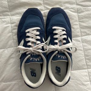 Womens New Balance 696 Sneakers